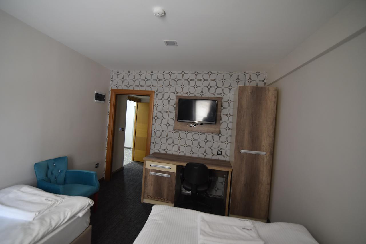 Saltuk Hotel Erzurum Room photo